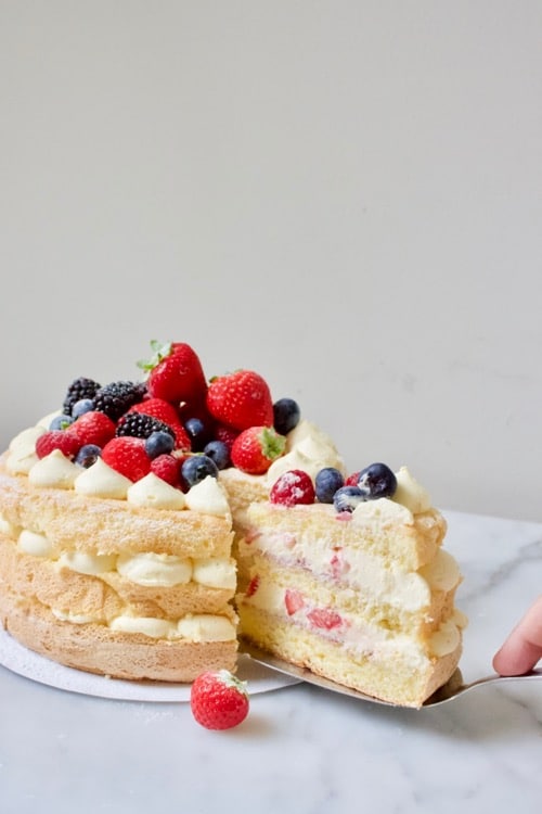 Bijdrage Sijpelen Imperial Naked Cake - het basisrecept voor een prachtige taart - PaTESSerie.com